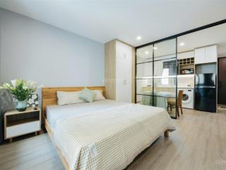 Cho thuê căn hộ 1pn giá 10tr. phố đào tấn, có ban công, thang máy, tầng hầm để xe, full nội thất