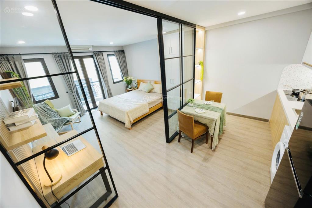 Cho thuê căn hộ 1pn giá 10tr. phố đào tấn, có ban công, thang máy, tầng hầm để xe, full nội thất