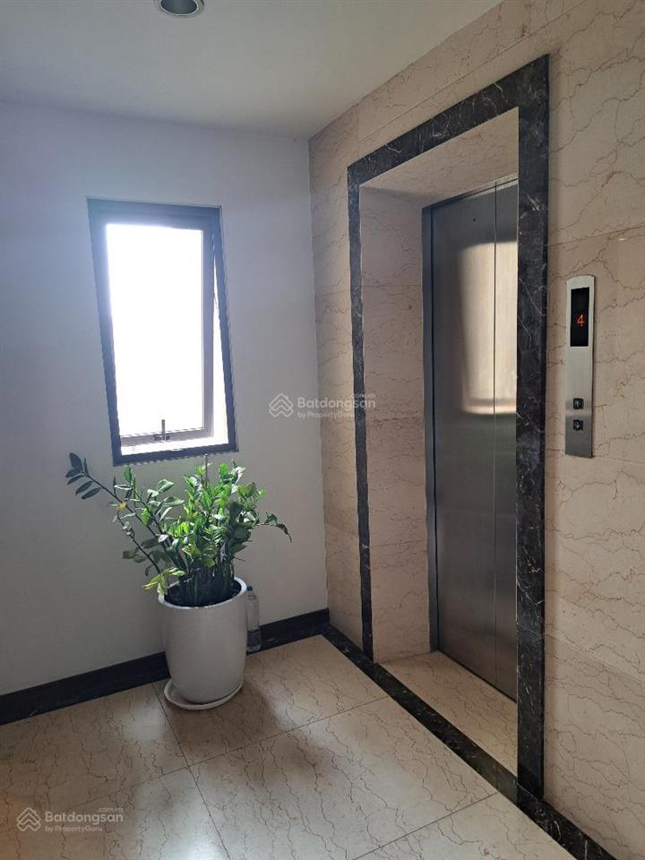 Cho thuê căn hộ 45m giá 9tr. phố trần hưng đạo. đầy đủ nội thất cao cấp, có thang máy, hầm để xe