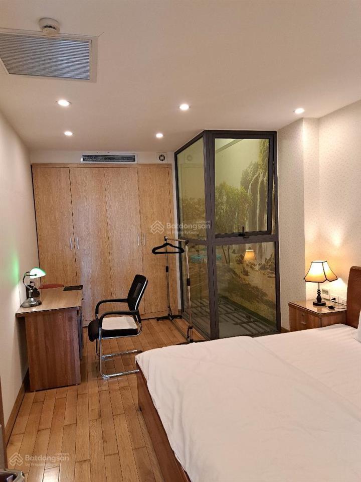 Cho thuê căn hộ 45m giá 9tr. phố trần hưng đạo. đầy đủ nội thất cao cấp, có thang máy, hầm để xe