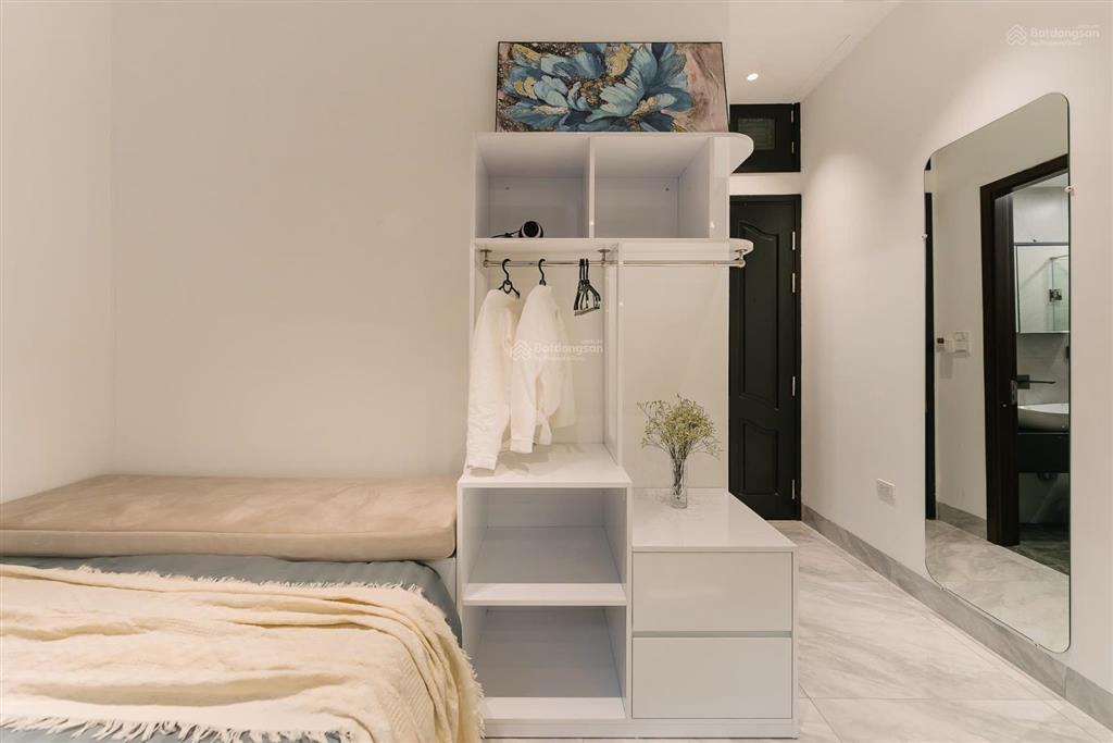 Cho thuê căn hộ 1pn giá 7tr. phố kim mã thượng, có thang máy, tầng hầm để xe, full nội thất