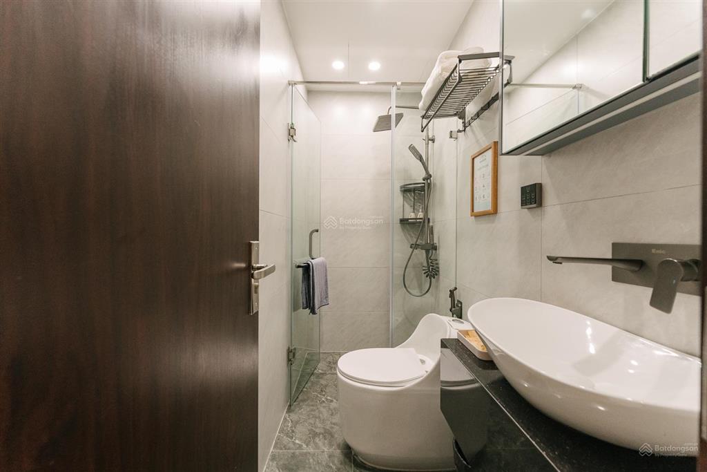 Cho thuê căn hộ 1pn giá 7tr. phố kim mã thượng, có thang máy, tầng hầm để xe, full nội thất