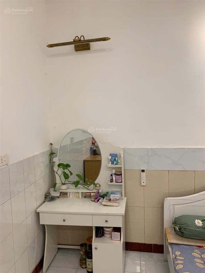Cho thuê căn hộ 1 phòng ngủ, 20m giá 3,5 triệu. phố huế, quận hoàn kiếm. đầy đủ nội thất.