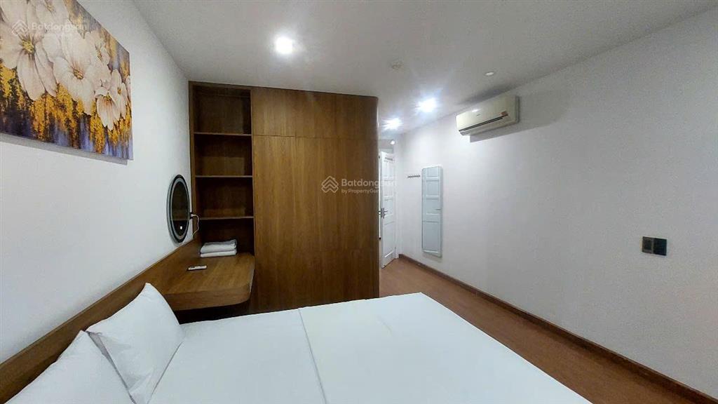 Cho thuê căn hộ 2 phòng ngủ, diện tích 130m, giá 30tr. phố liên trì. full nội thất cao cấp