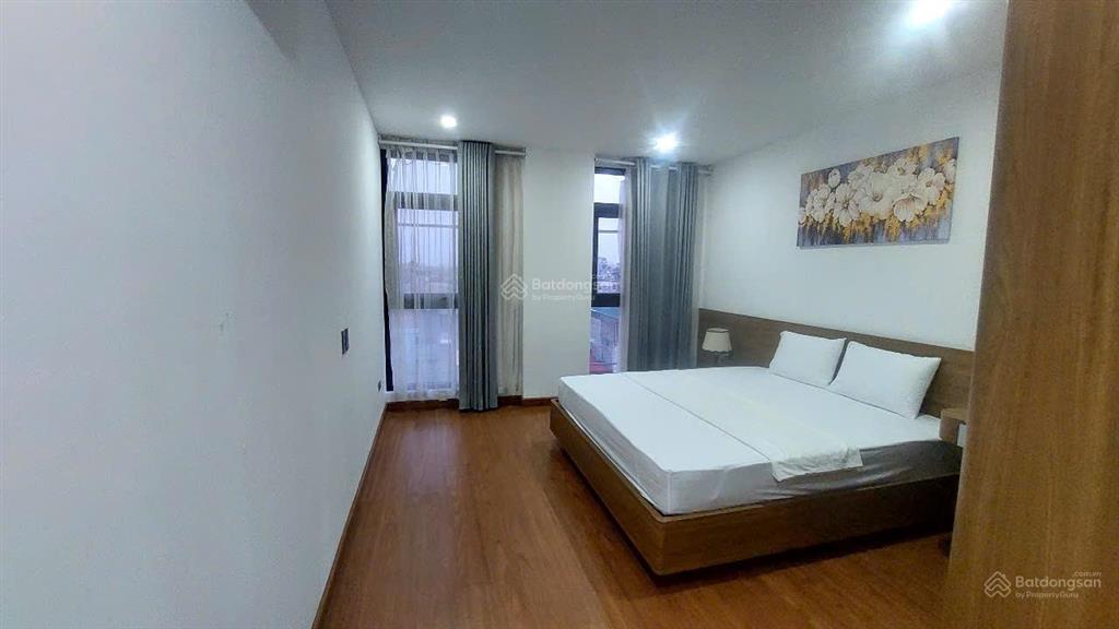 Cho thuê căn hộ 2 phòng ngủ, diện tích 130m, giá 30tr. phố liên trì. full nội thất cao cấp