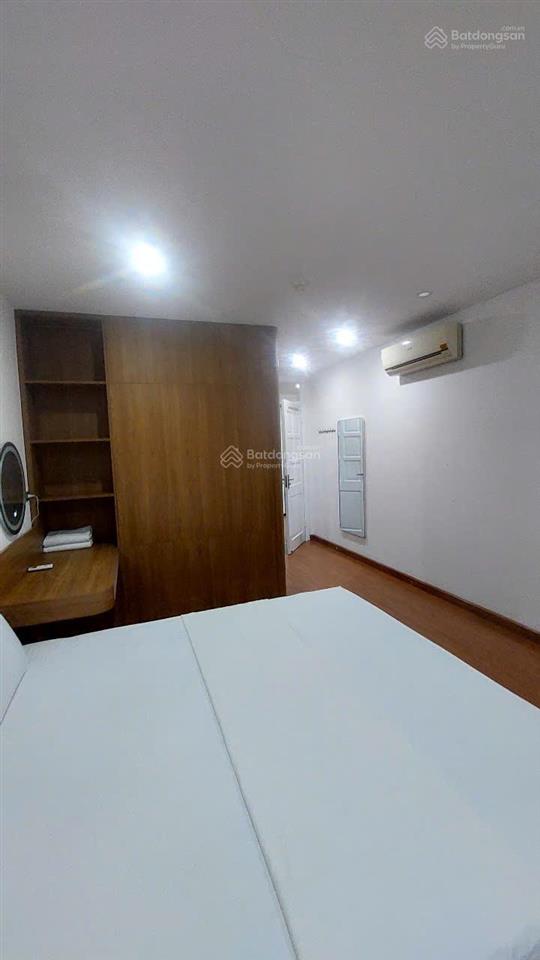 Cho thuê căn hộ 2 phòng ngủ, diện tích 130m, giá 30tr. phố liên trì. full nội thất cao cấp