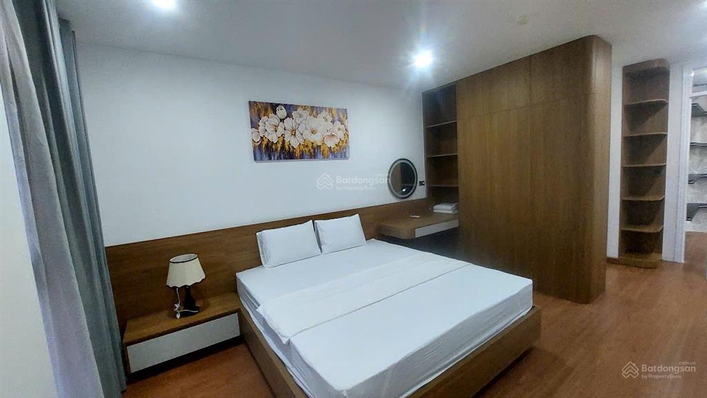 Cho thuê căn hộ 2 phòng ngủ, diện tích 130m, giá 30tr. phố liên trì. full nội thất cao cấp