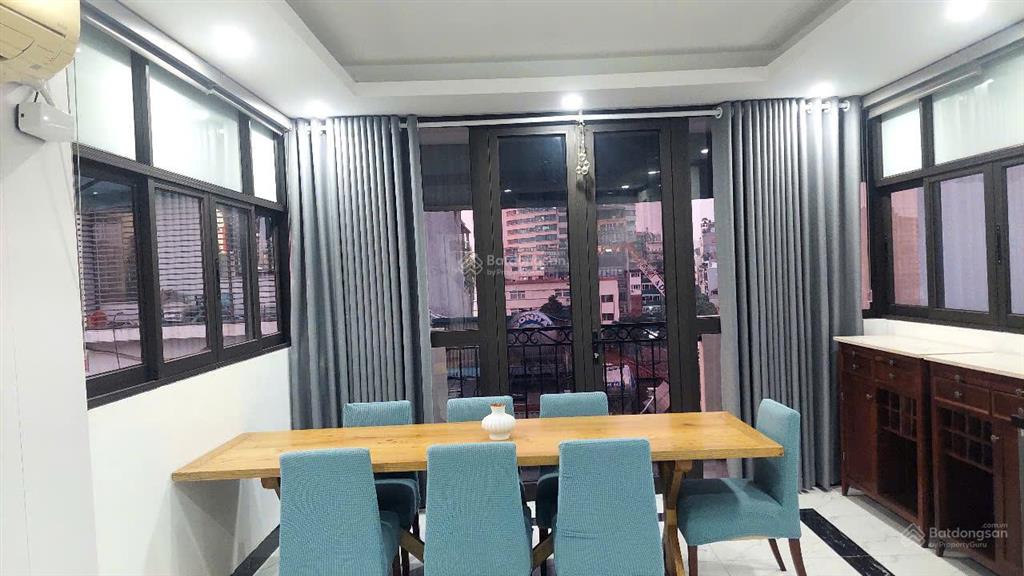 Cho thuê căn hộ 2 phòng ngủ, diện tích 130m, giá 30tr. phố liên trì. full nội thất cao cấp
