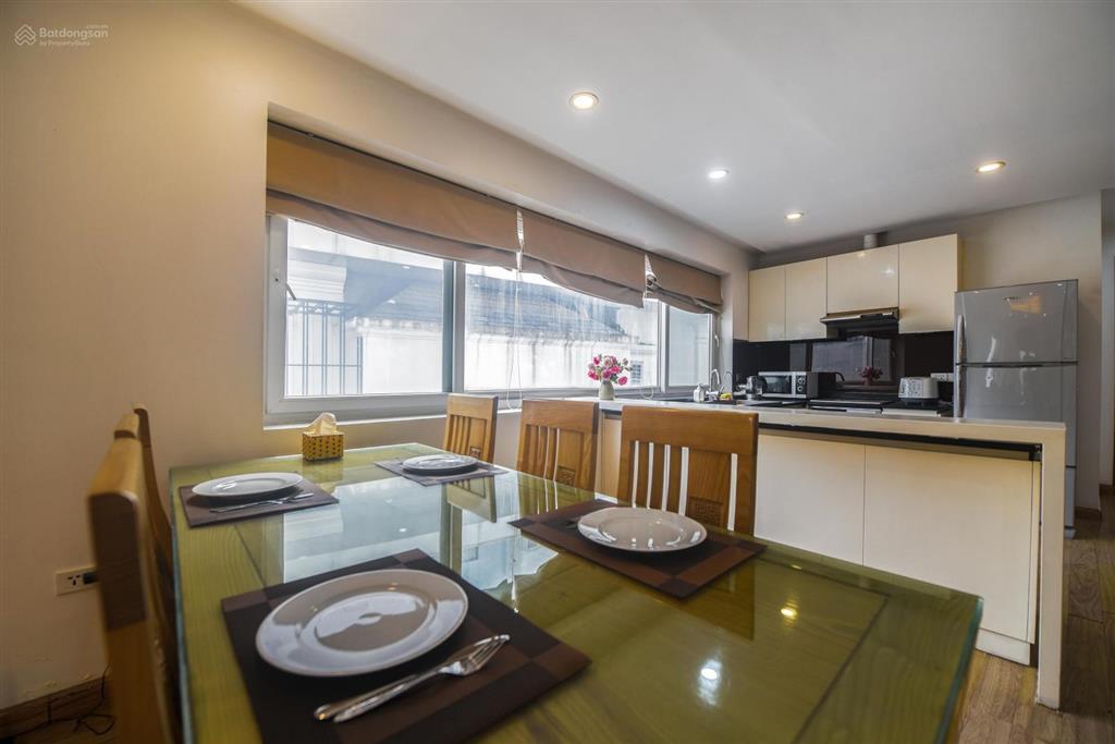 Cho thuê căn hộ 3 phòng ngủ 120m giá 25 triệu. phố lê duẩn.  0395 512 ***. đầy đủ nội thất như hình