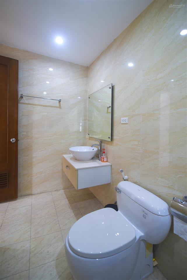 Cho thuê căn hộ 3 phòng ngủ 120m giá 25 triệu. phố lê duẩn.  0395 512 ***. đầy đủ nội thất như hình