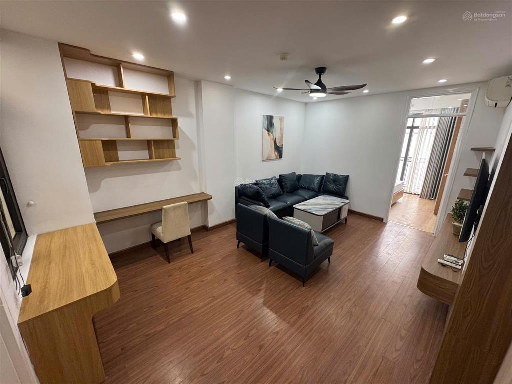 Cho thuê căn hộ dịch vụ homestay 130m 30tr. phố triệu việt vương, gần bv 108, vincom bà triệu