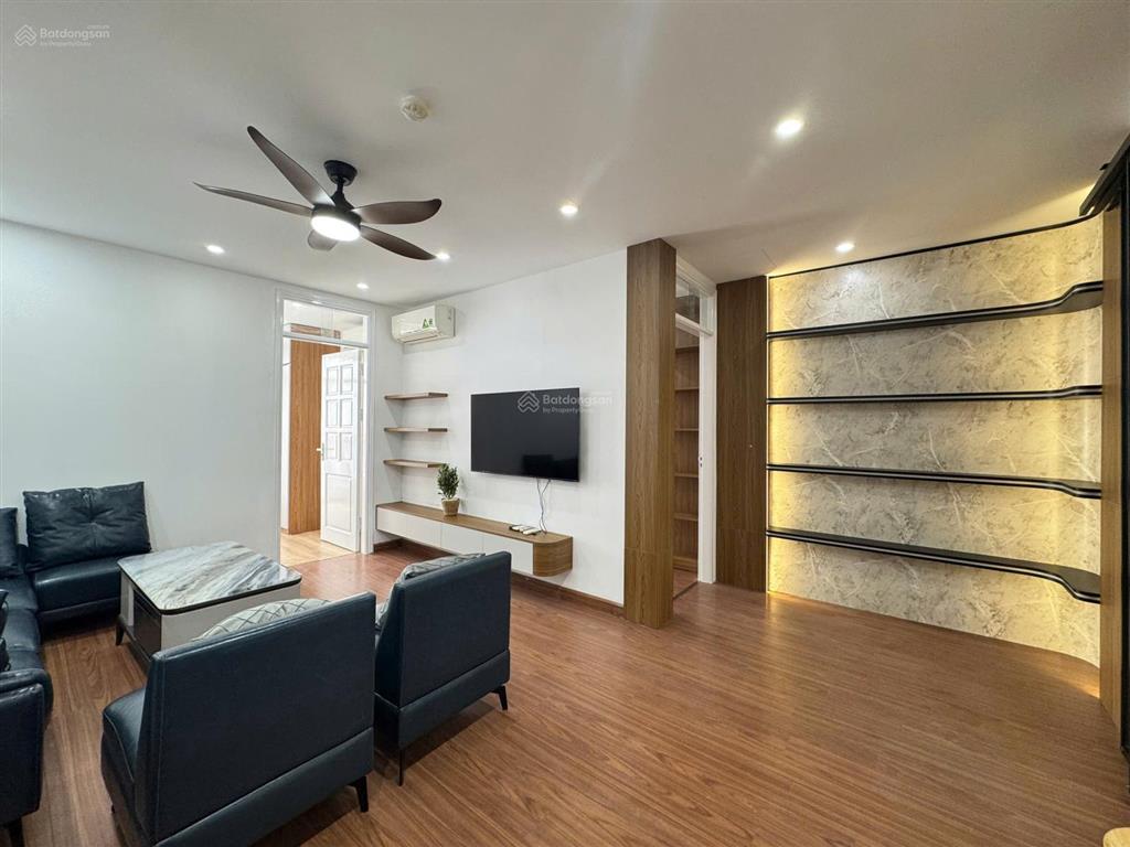 Cho thuê căn hộ dịch vụ homestay 130m 30tr. phố triệu việt vương, gần bv 108, vincom bà triệu