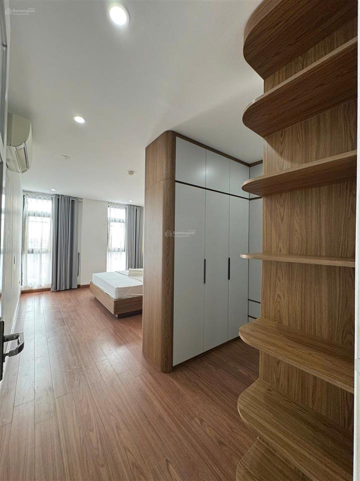 Cho thuê căn hộ dịch vụ homestay 130m 30tr. phố triệu việt vương, gần bv 108, vincom bà triệu