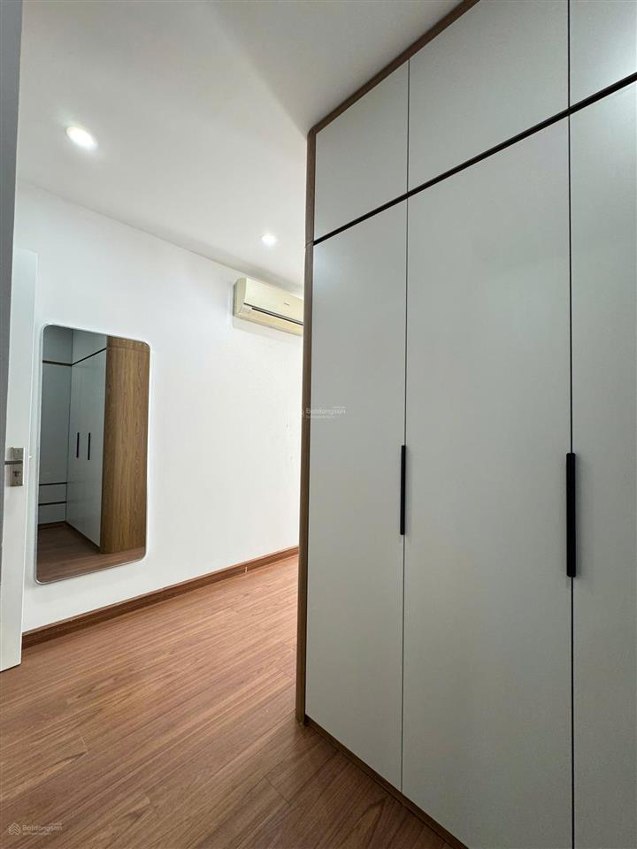 Cho thuê căn hộ dịch vụ homestay 130m 30tr. phố triệu việt vương, gần bv 108, vincom bà triệu
