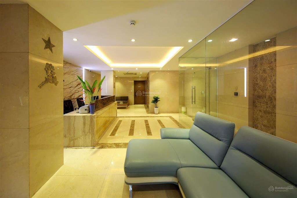 Cho thuê căn hộ 2pn giá 20tr trần hưng đạo, 2 có ban công, thang máy, tầng hầm để xe, full nội thất