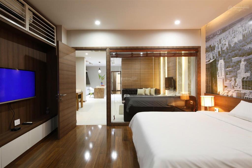Cho thuê căn hộ 2pn giá 20tr trần hưng đạo, 2 có ban công, thang máy, tầng hầm để xe, full nội thất