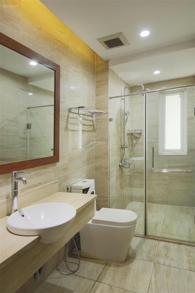 Cho thuê căn hộ 2pn giá 20tr trần hưng đạo, 2 có ban công, thang máy, tầng hầm để xe, full nội thất