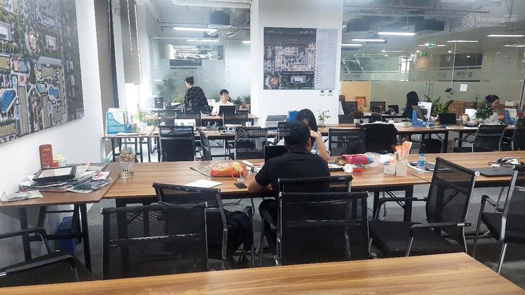 Cho thuê văn phòng 120m giá 25 triệu. phố bà triệu. tòa nhà văn phòng chuyên nghiệp, có thang máy