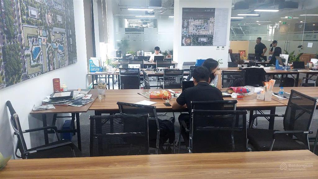 Cho thuê văn phòng 120m giá 25 triệu. phố bà triệu. tòa nhà văn phòng chuyên nghiệp, có thang máy