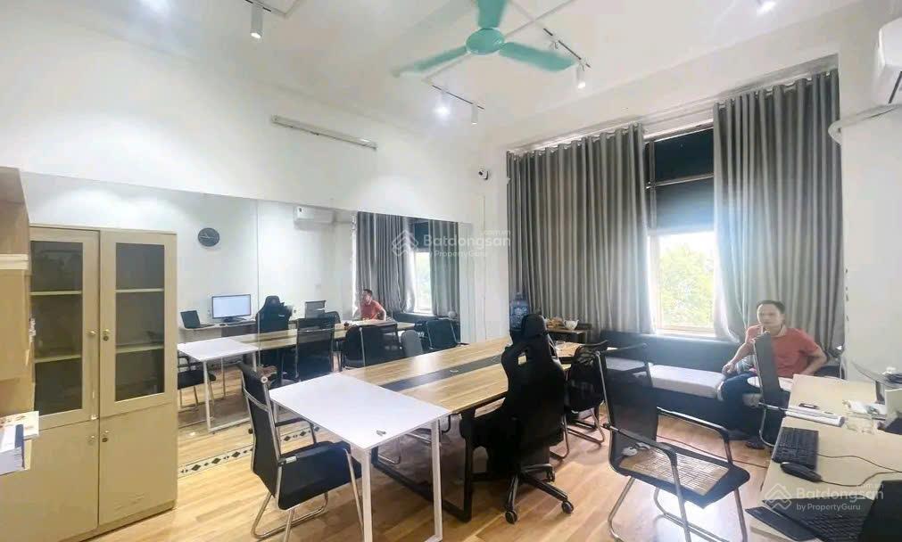 Cho thuê văn phòng 120m giá 20tr. phố kim ngưu. phù hợp làm vp, gym, trung tâm tiếng anh, du học