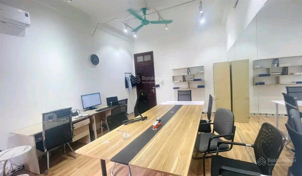Cho thuê văn phòng 120m giá 20tr. phố kim ngưu. phù hợp làm vp, gym, trung tâm tiếng anh, du học
