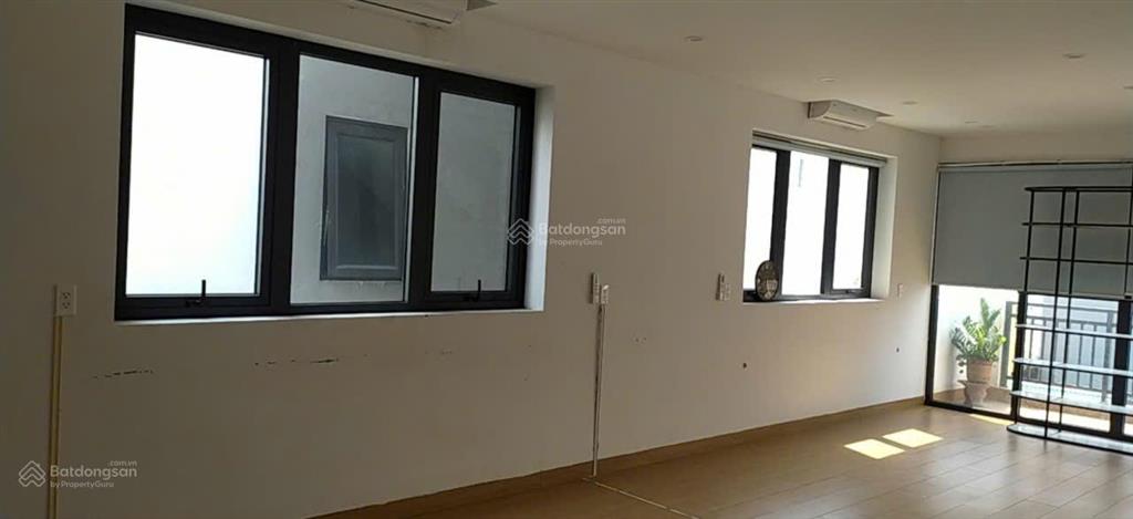 Cho thuê văn phòng, lớp học, gym, spa, phòng khám 120m2 giá 16tr. phố trường chinh.  0395 512 ***