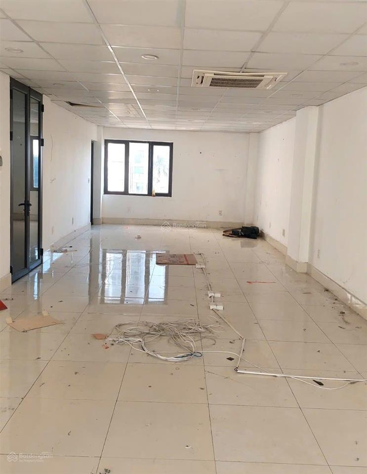 Cho thuê văn phòng, lớp học, gym, spa, phòng khám, phố kim đồng, 115m2 giá 17tr.  0395 512 ***