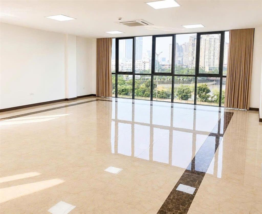 Cho thuê văn phòng, lớp học, gym, spa, phòng khám, phố kim đồng, 115m2 giá 17tr.  0395 512 ***