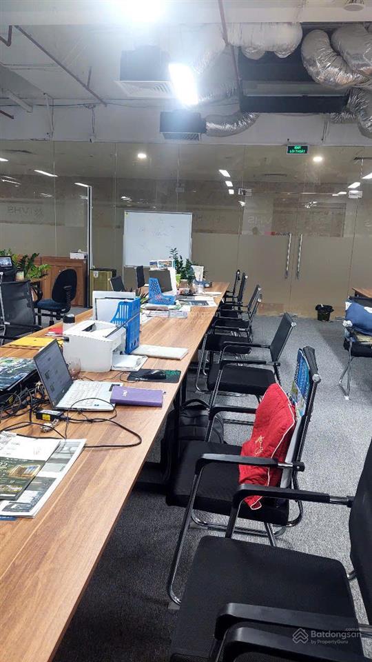 Cho thuê văn phòng, dạy học, spa, gym 150m giá 25tr. phố lạc trung. nhiều diện tích để khách chọn