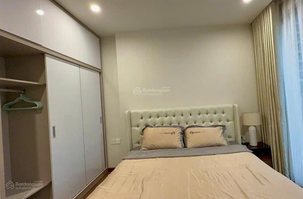 Cho thuê căn hộ 2 phòng ngủ đầy đủ nội thất cao cấp 90m 18tr phố mai hắc đế.  0395 512 ***