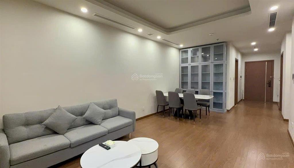 Cho thuê căn hộ 2 phòng ngủ đầy đủ nội thất cao cấp 90m 18tr phố mai hắc đế.  0395 512 ***
