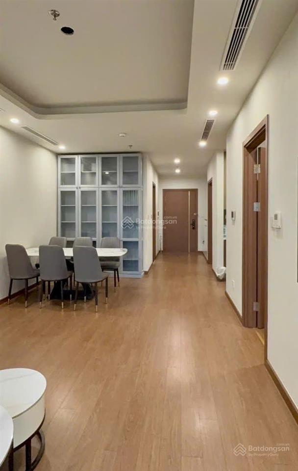 Cho thuê căn hộ 2 phòng ngủ đầy đủ nội thất cao cấp 90m 18tr phố mai hắc đế.  0395 512 ***