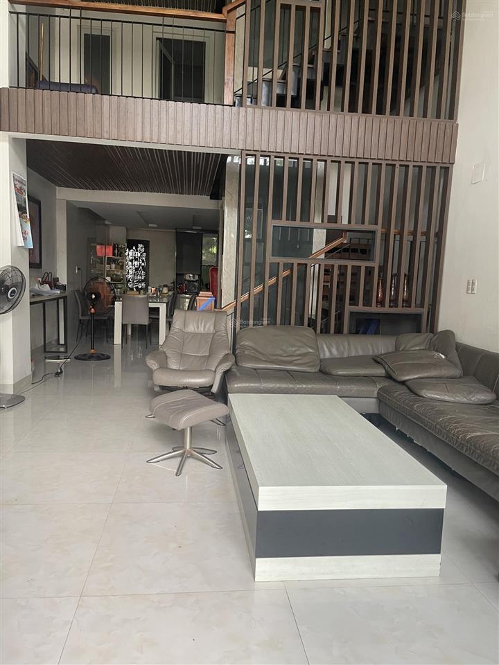 Bán nhà 5 tầng đường xuân thủy gần xô viết nghệ tĩnh, đường lớn 27m, khu vực kinh doanh giá tốt