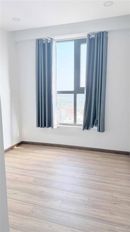 Hot!! 2pn2wc bcons plaza, dĩ an cho thuê 6 triệu