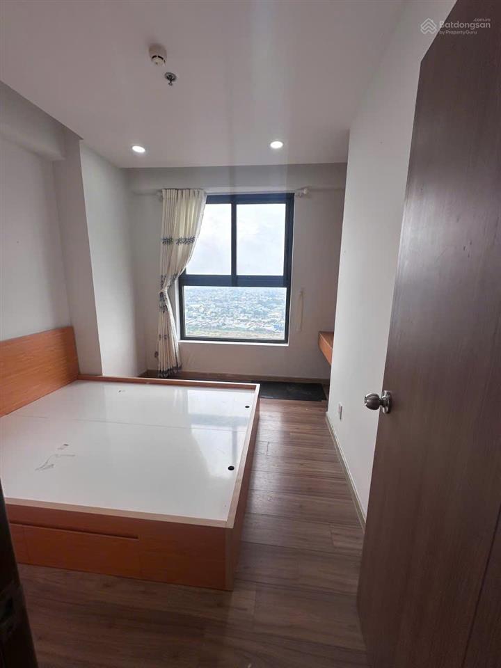 Chính chủ gửi bán gấp 3pn/2wc bcons garden 70m² full nội thất 2 tỷ 450