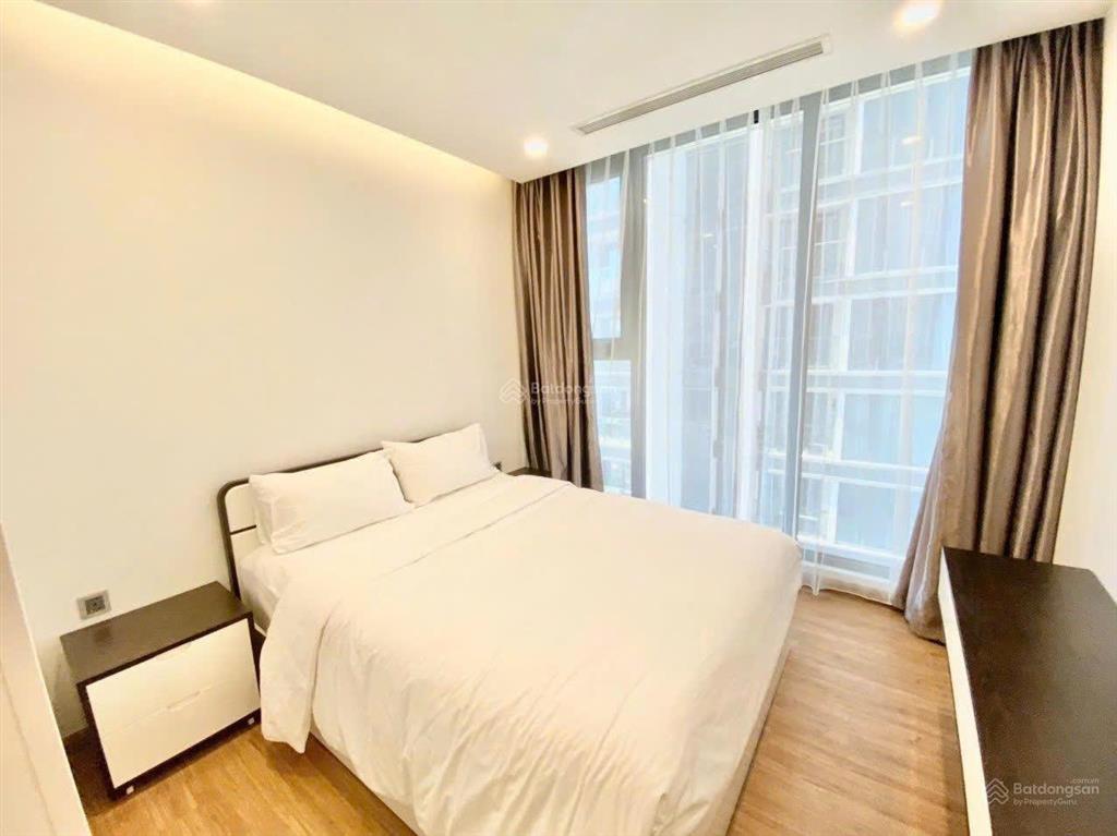 Cần bán gấp căn hộ 4 phòng ngủ diện tích 169m2 tại chung cư thăng long number one, giá bán 75tr/m2