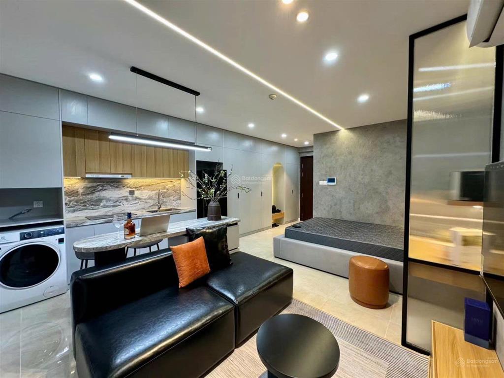 Cần bán căn hộ golden park tower, cầu giấy, hà nội giá chỉ 105tr/m2, dt 128m2, 3pn, 2wc, căn góc
