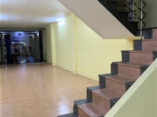 Cho thuê nhà mặt tiềnnguyên căn ông ích khiêm, quận 11 (cũ), gần đần sen, nhà 3 tầng btct  4 x 17m