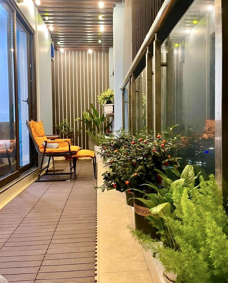 Cần bán căn vườn treo 3 ngủ 99,6m2, giá 6,35 tỷ  tòa hpc landmark 105 tố hữu