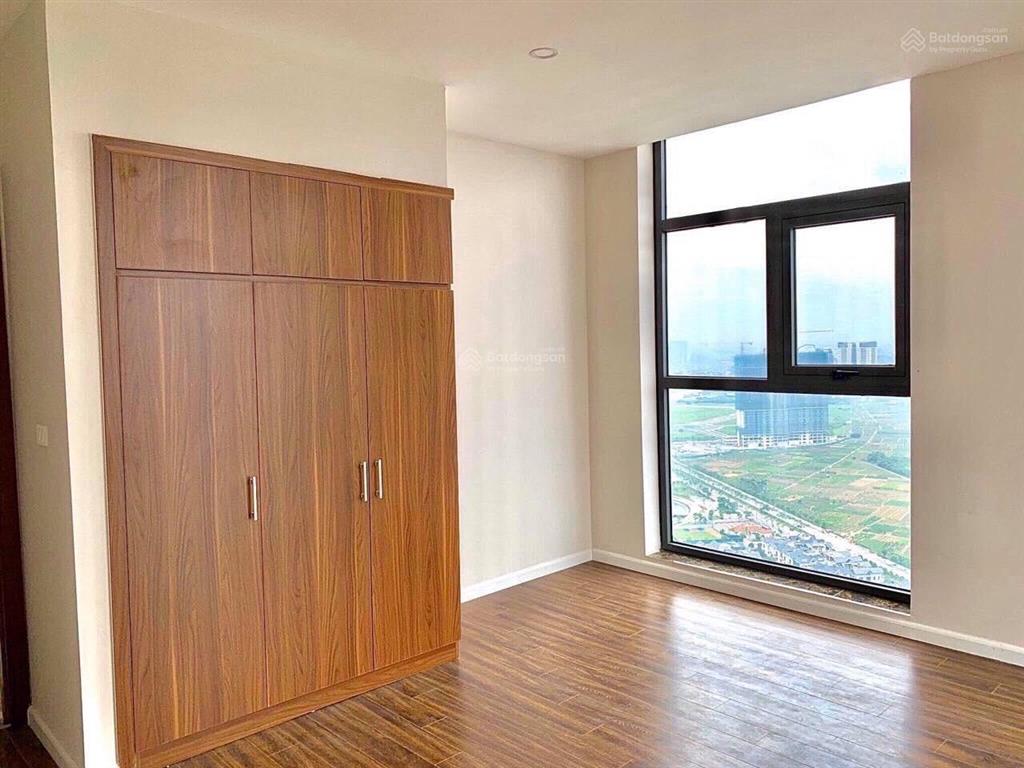 Cần bán căn góc 4 ngủ 142,8m giá 8,5 tỷ tầng trung hpc landmark 105 tố hữu