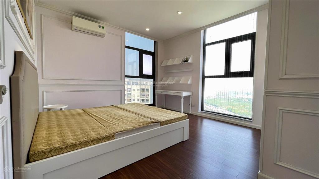 Cần bán căn góc 3 ngủ tòa k35 full nội thất đẹp, giá 6,5 tỷ full đồ  0941 726 ***