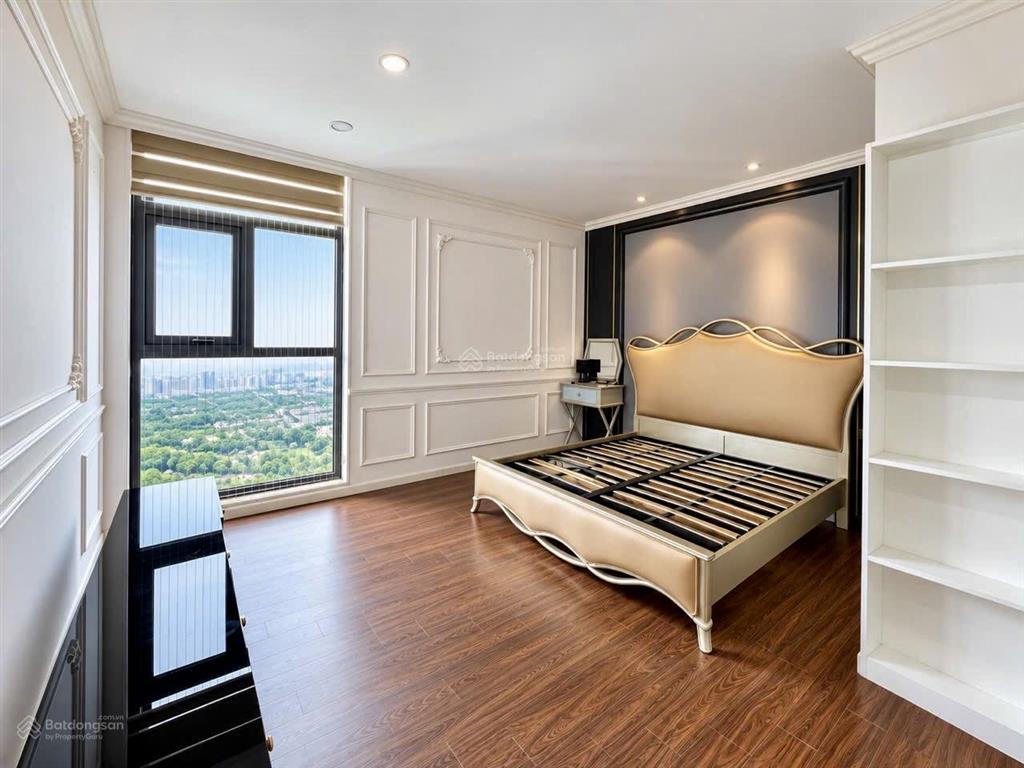Cần bán căn góc 3 ngủ tòa k35 full nội thất đẹp, giá 6,5 tỷ full đồ  0941 726 ***