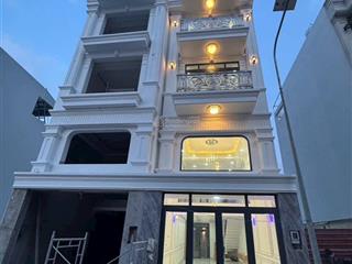 Bán nhà mới tinh chưa bóc tem tại đường 40, hiệp bình chánh, thủ đức, 8,5 tỷ, sd 210m2 hàng hot