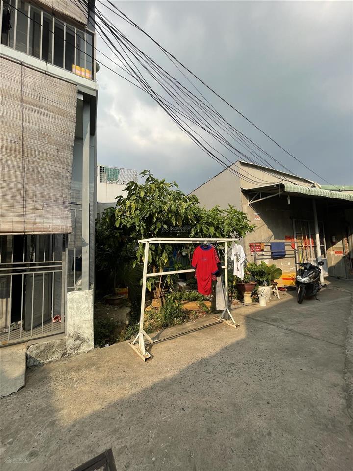 Bán đất đường 17 linh trung cách ga metro chỉ 400m 60m2 giá chỉ 4,2 tỷ hẻm ô tô tải quá rẻ