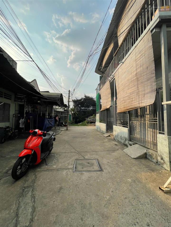 Bán đất đường 17 linh trung cách ga metro chỉ 400m 60m2 giá chỉ 4,2 tỷ hẻm ô tô tải quá rẻ