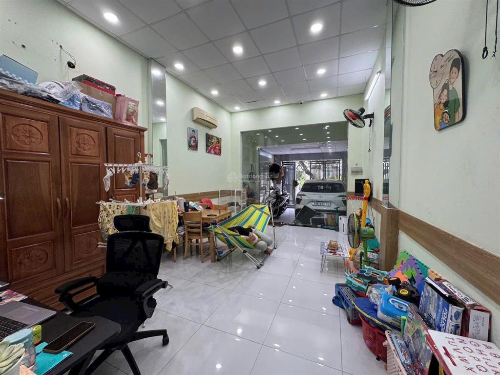 Bán nhà hẻm ô tô đậu trong nhà đường man thiện 76m2 ngang 4m giá 5,5 tỷ