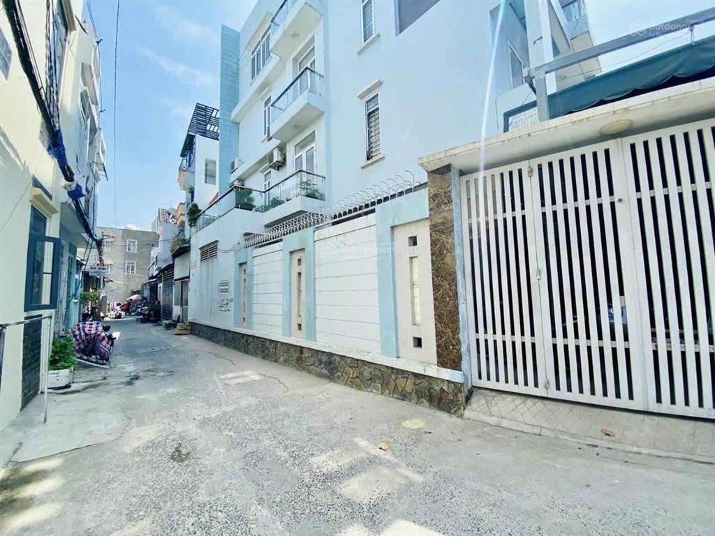 Thới an 22, quận 12, 3 tầng  dt 100m2  giá 5,95 tỷ  gần ubnd quận 12  100m ra lê thị riêng