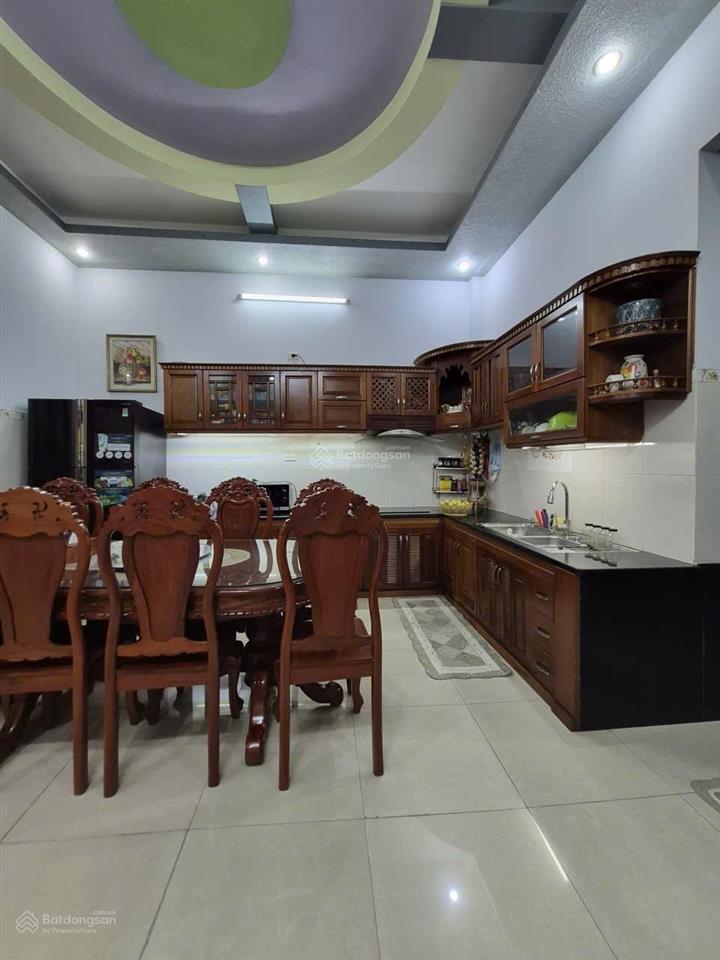 Bán nhà 2 tầng  121m2 (5 x 24)  giá 6,2 tỷ  ngay metro tân thới hiệp, giáp gò vấp  xe hơi thông