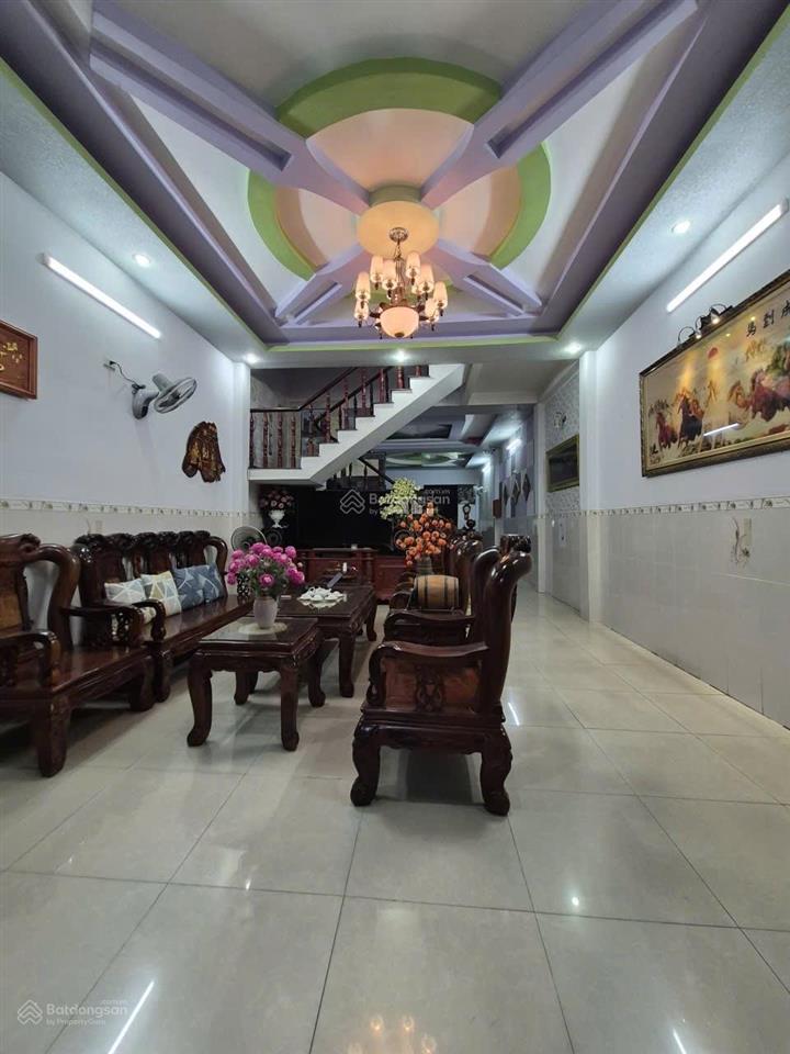 Bán nhà 2 tầng  121m2 (5 x 24)  giá 6,2 tỷ  ngay metro tân thới hiệp, giáp gò vấp  xe hơi thông