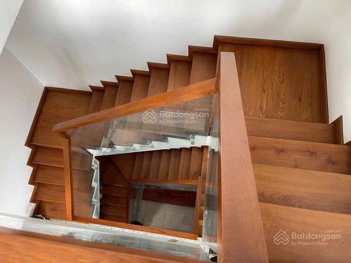 Biệt thự kp3, thạnh xuân  chốt 7 tỷ gấp  gần hà huy giáp  dt 6.5 x 16.5m  cn 105m2